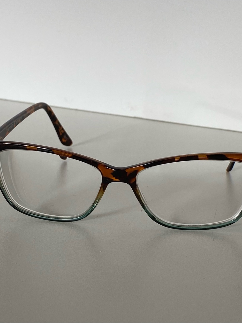 Otis & Grey Eyeglass Frames OG 7018 Aqua Blue Brown Eyeglasses 52 14 140 EUC